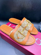 Gucci Women's slide sandal with Horsebit