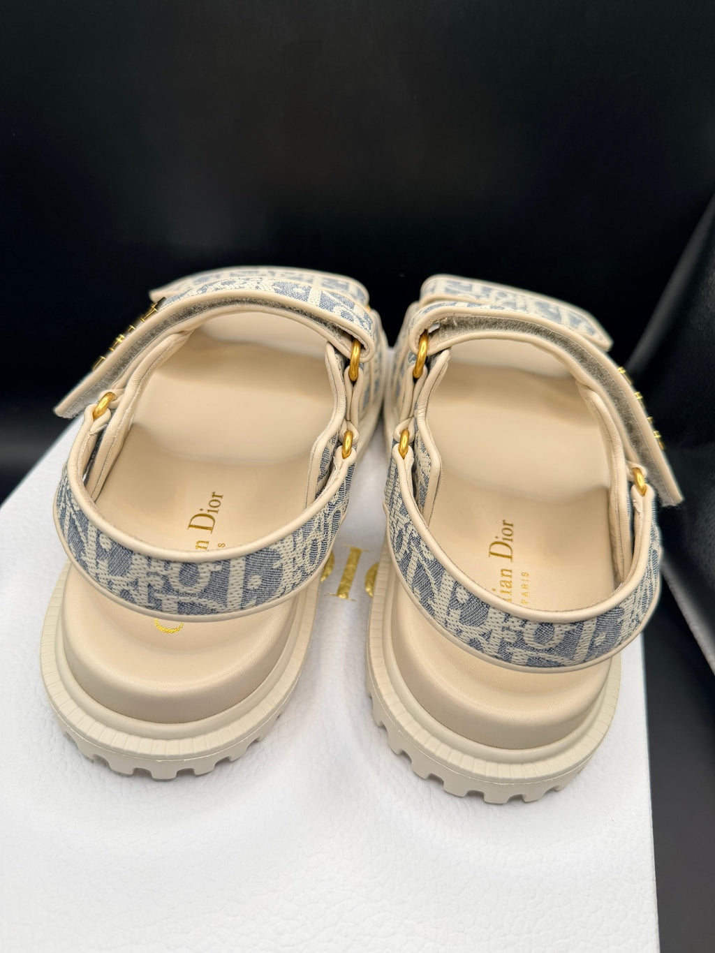 Dioract sandals in chambray blue