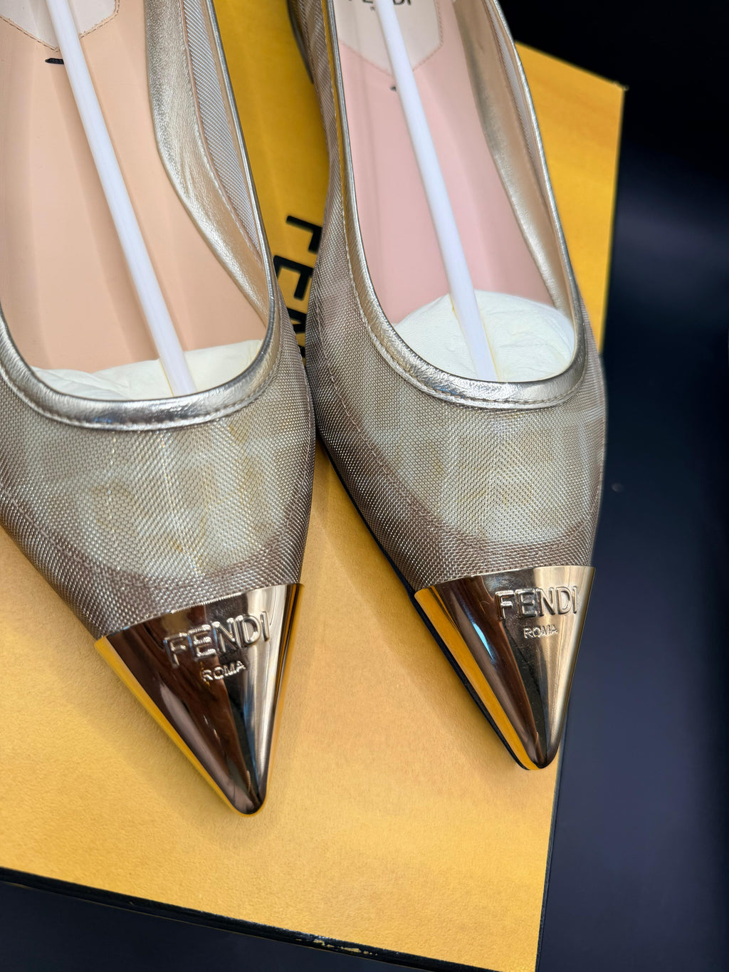 Fendi colibri ballerina