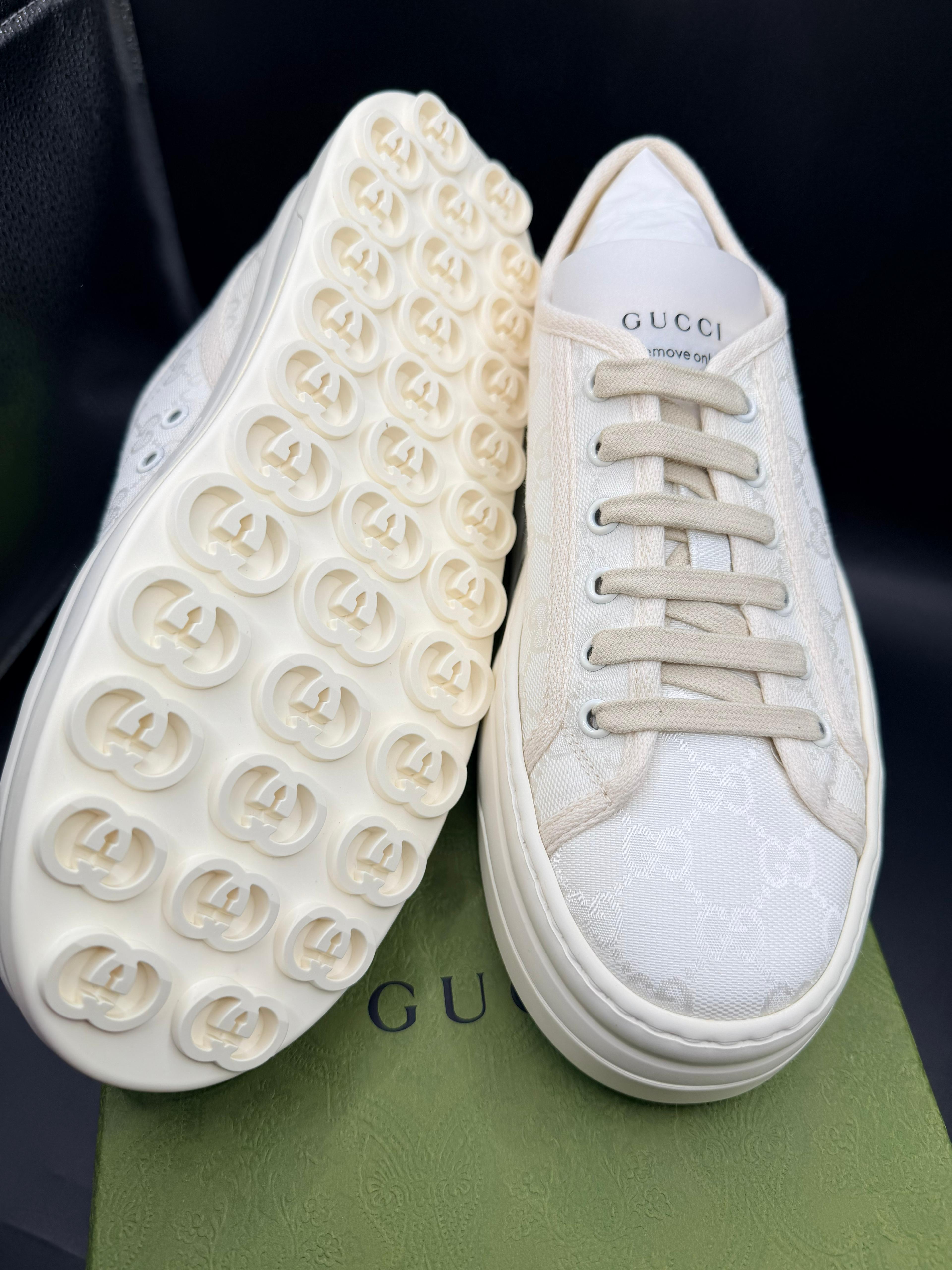 Gucci women’s sneakers monogram