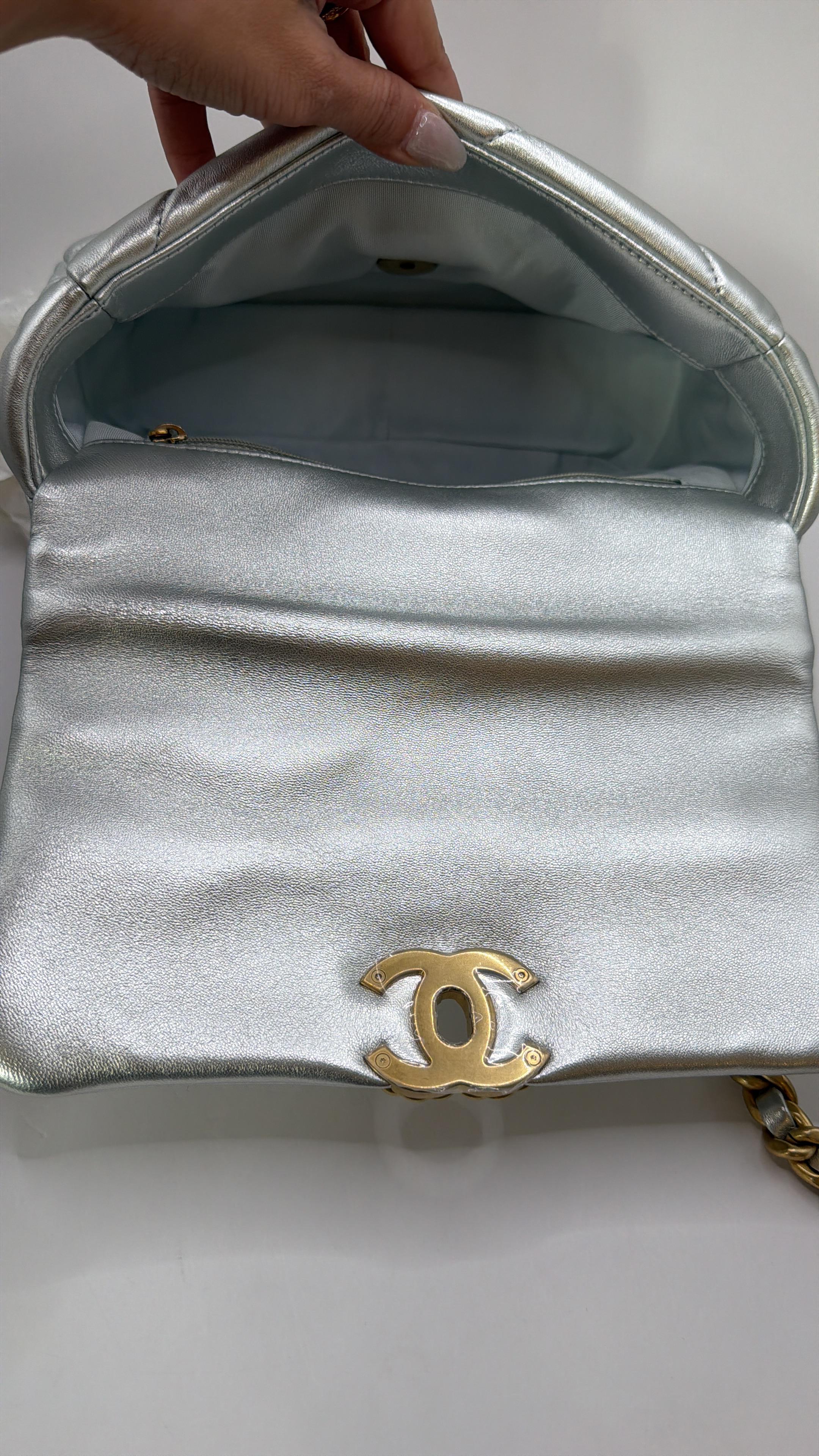 Chanel 19 Metallic Silver